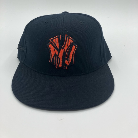 Vintage Yankees Hat Size 7 3/4 
Mitchell & Ness Cooperstown Collection - Picture 1 of 6